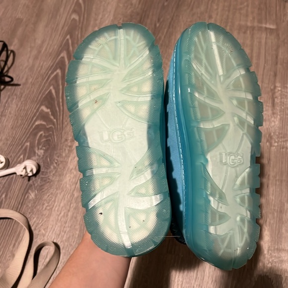 Ugg Clear Tasman Slipper in Sky Blue - Picture 5 of 6